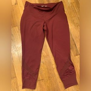 Old Navy Active Elevate Legging Go-Dry women’s 2x Plus with mesh inserts